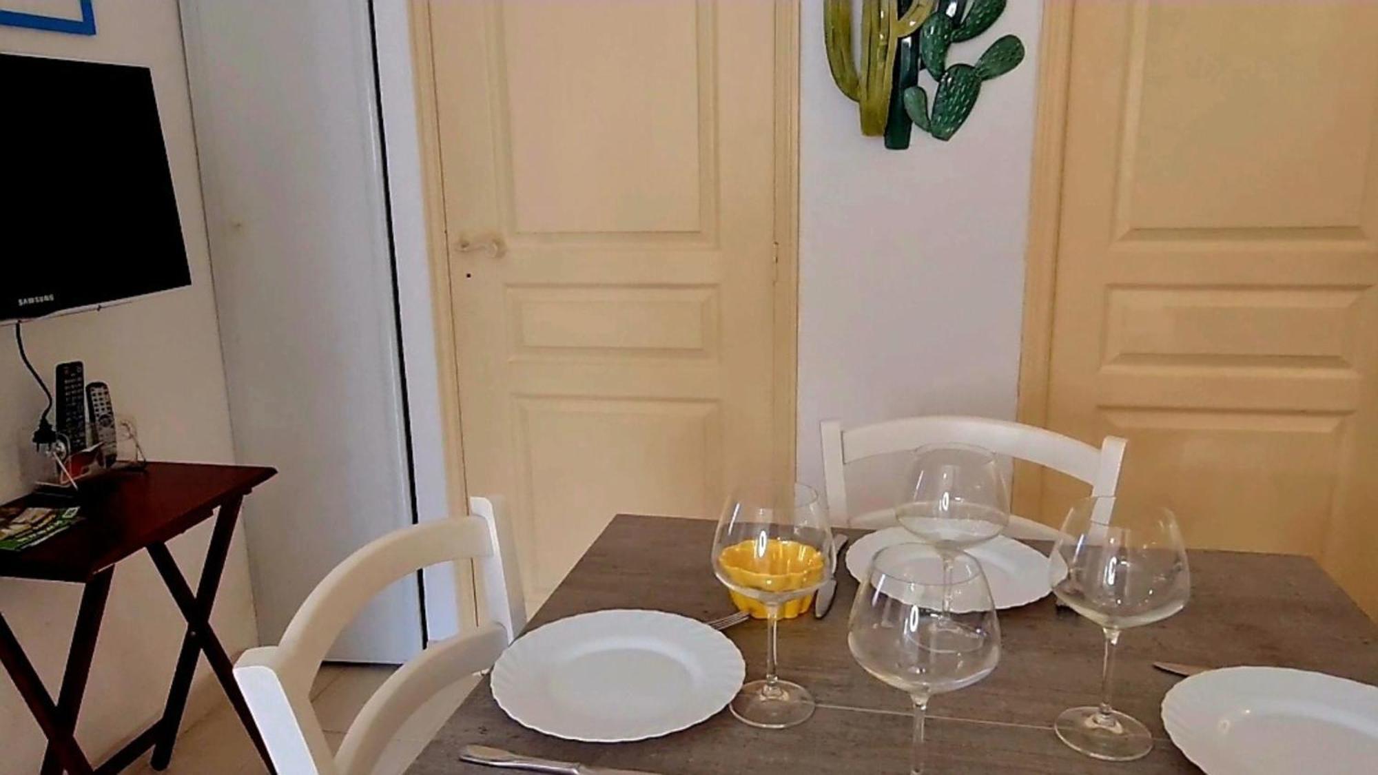 Appartement Kalliste, Logements Avec Vue Citadelle De Bonifacio Bonifacio  Luaran gambar