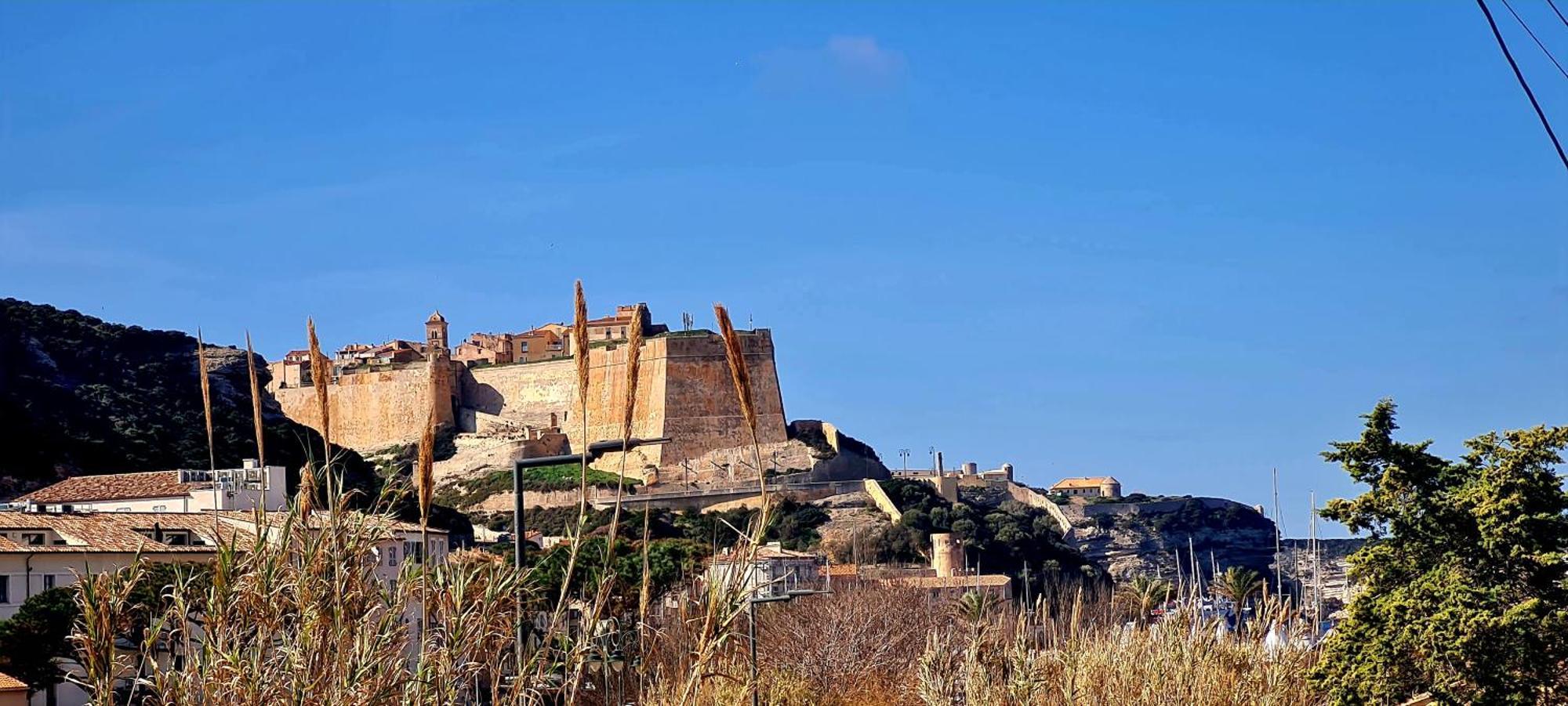 Appartement Kalliste, Logements Avec Vue Citadelle De Bonifacio Bonifacio  Luaran gambar